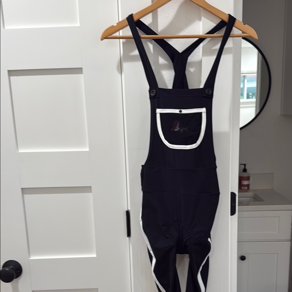Café du Cycliste Black and White Overall